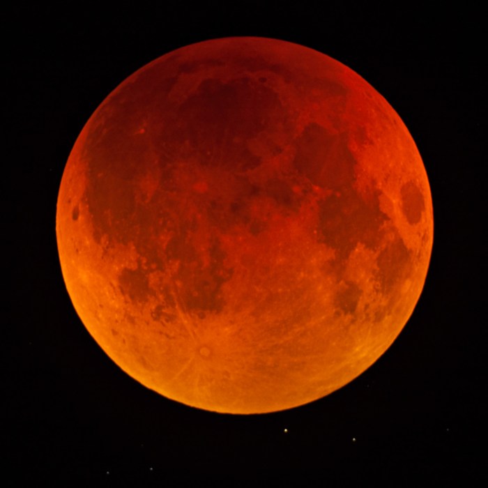 Lunar Eclipse 082807